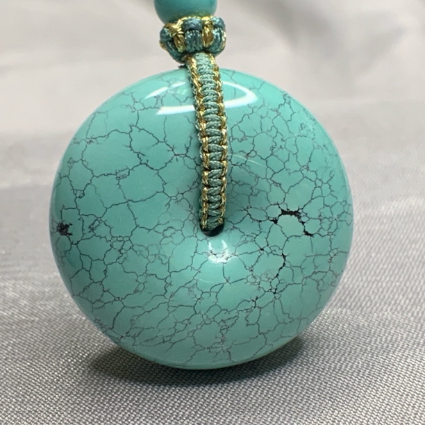 绿松石面包圈，尺寸26.2x11.8mm重13.15克