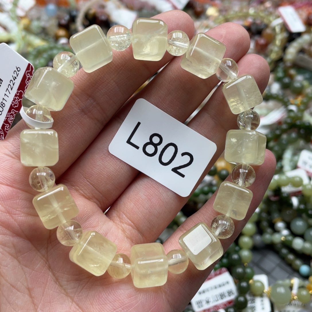 未镶嵌手链水晶多样性