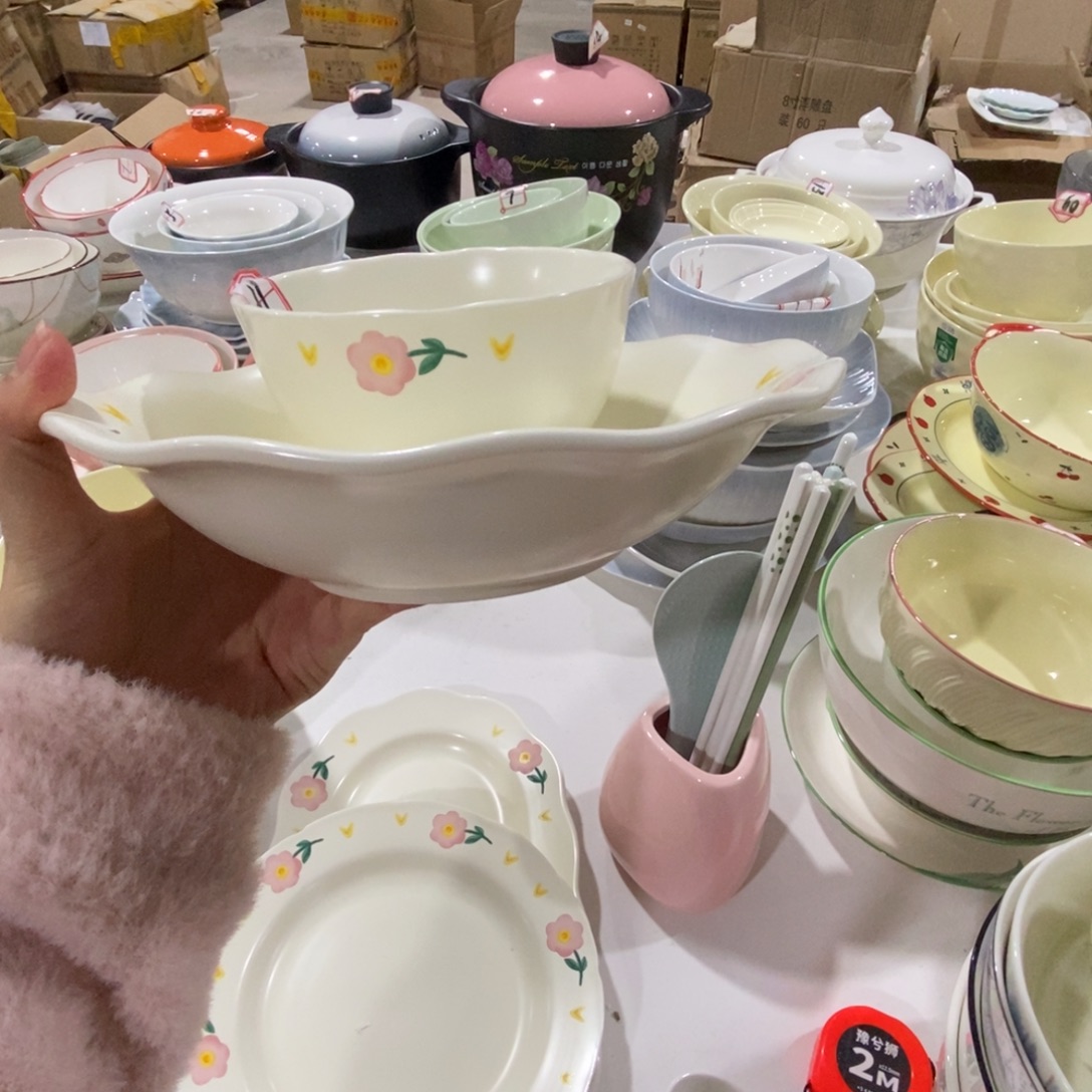 陶花型深盘两个 米饭碗一个