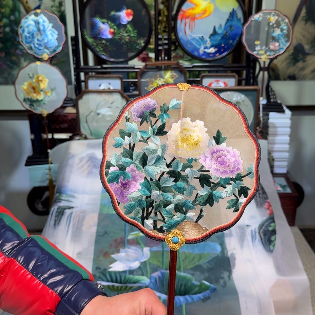 刺绣刺绣工艺精湛