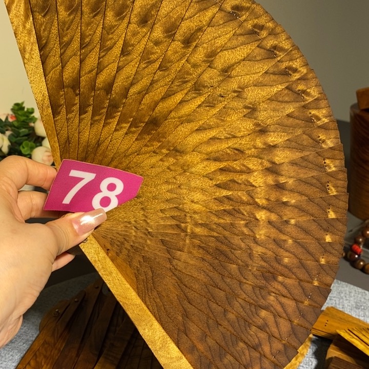 金丝楠A***?金丝楠木扇子