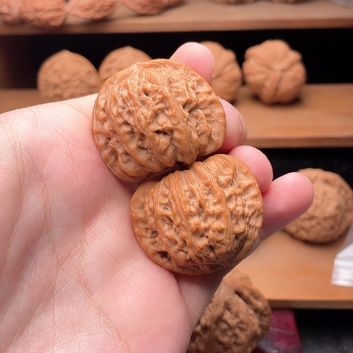 吊坠文玩核桃撞*?38毕业球白