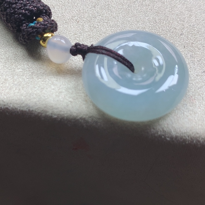 翡翠颈饰未镶嵌吊坠