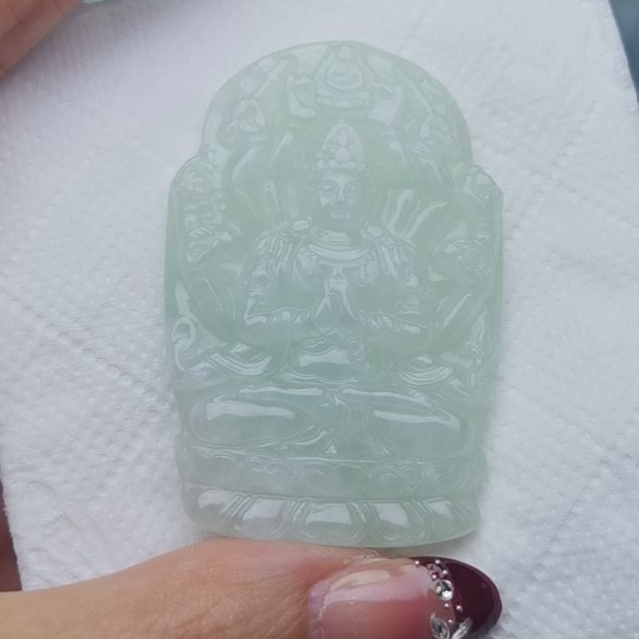 翡翠颈饰未镶嵌天然的A货翡翠多样性发货