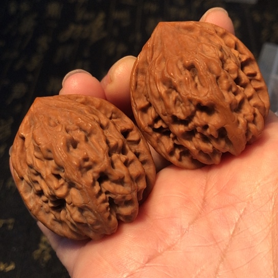 把件文玩核桃鸡心38.5mm