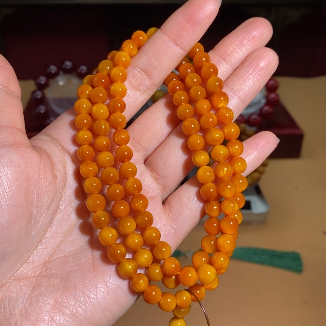 贝壳杉帝王血龙木0.6/108颗黄油玉化