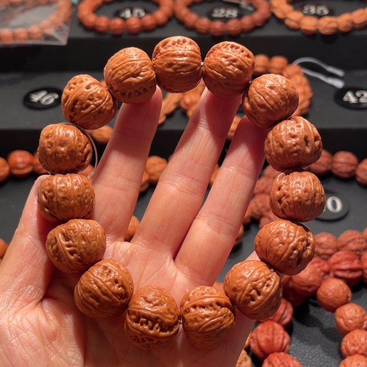 栀***°文玩核桃手串矮壮磨盘2.0