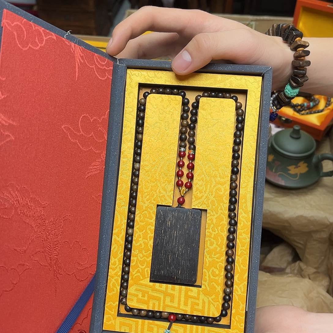 大叶紫檀（黑酸枝木类）