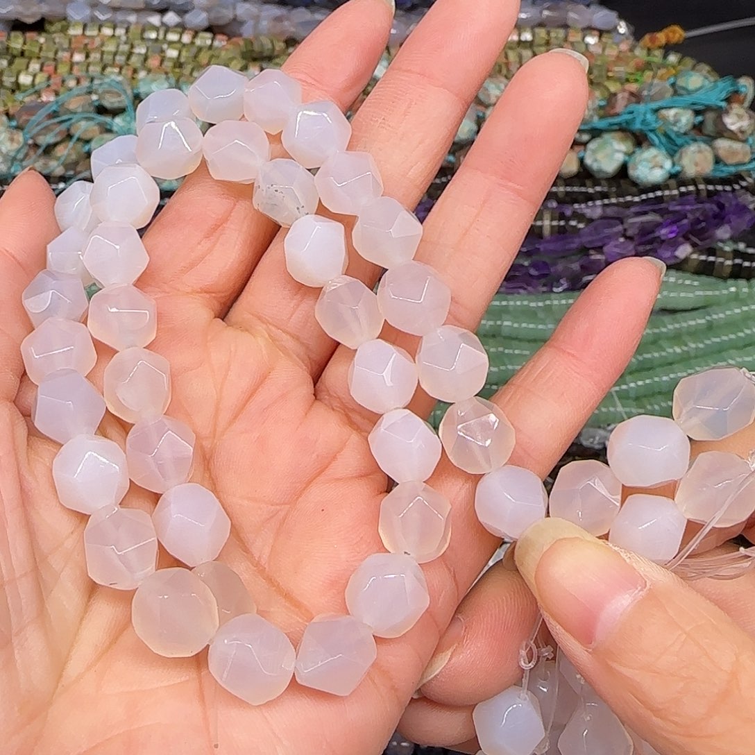 玛瑙/玉髓合金珠宝半成品白玛瑙9mm一条