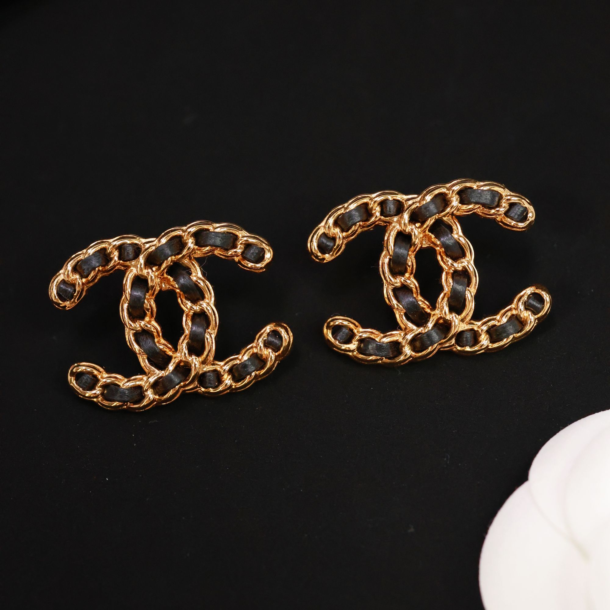 未使用 Chanel/香奈儿 24k黑金皮穿双c大号耳钉 06223