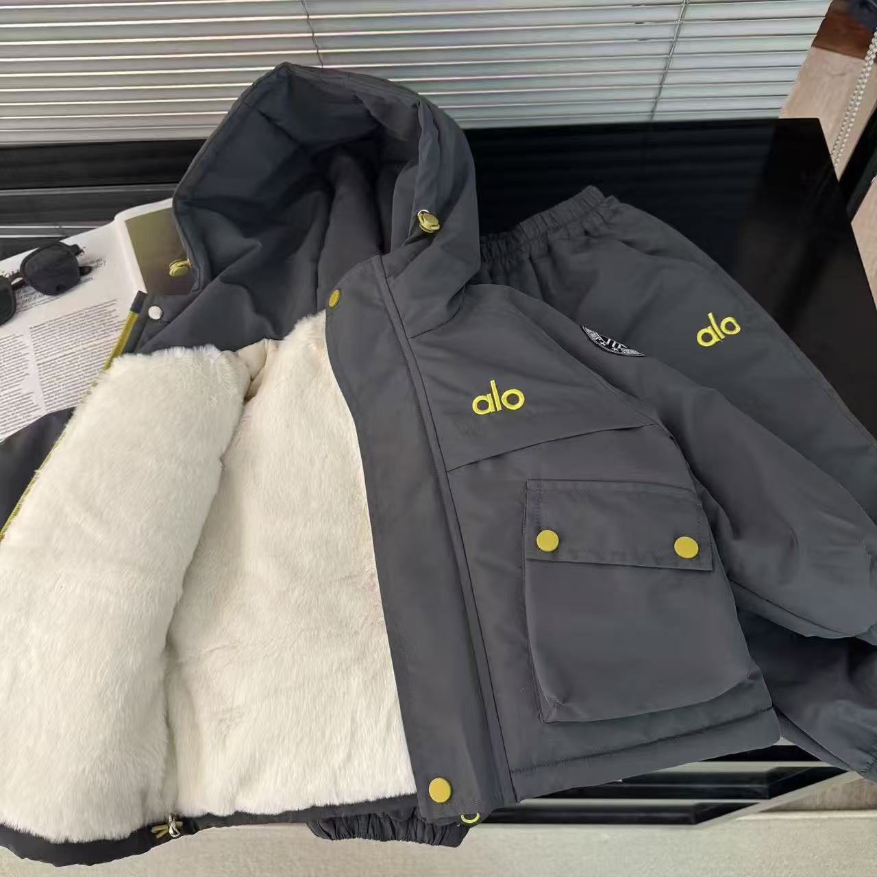 【JH】2025冬季加绒加厚新款韩版休闲宽松韩系外套 71020