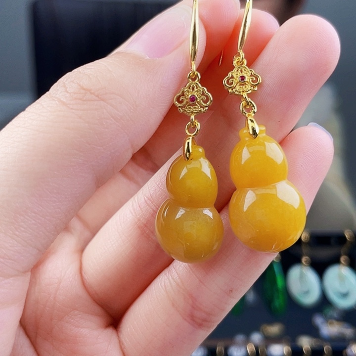 翡翠耳饰未镶嵌饰品