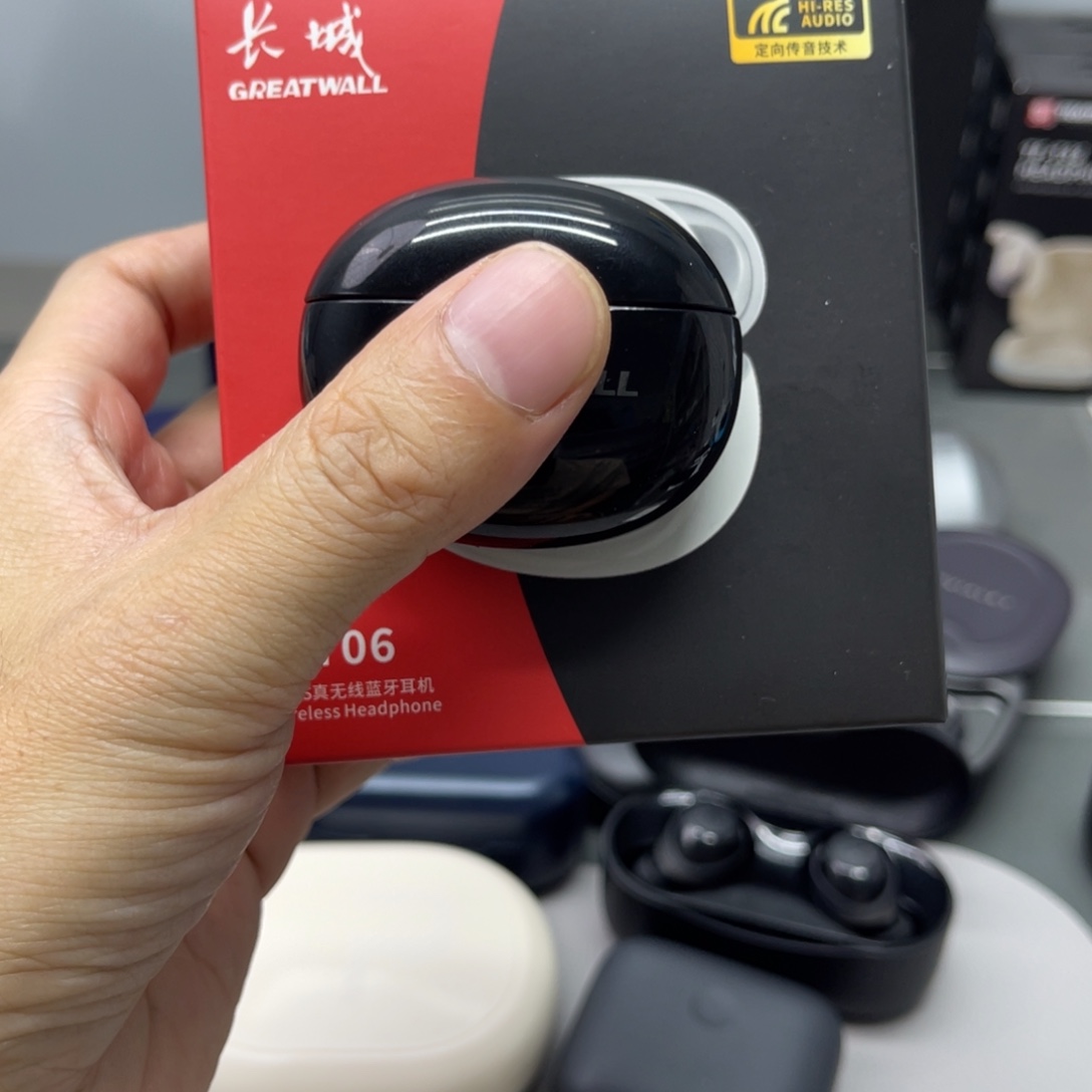 黑色长城半入耳带包装