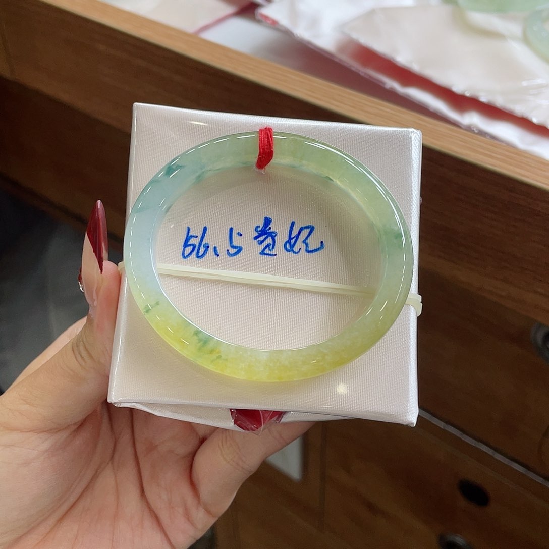 翡翠手镯未镶嵌60 号链接