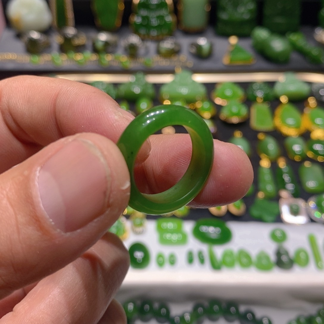 和田玉（碧玉）戒指未镶嵌@***态