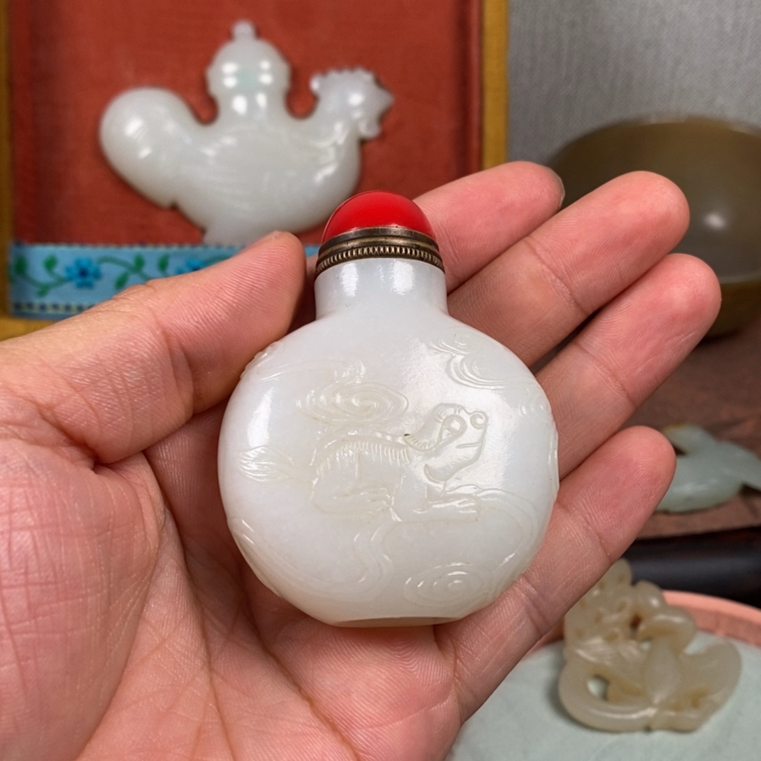 不***翁非常精美得脖挂件