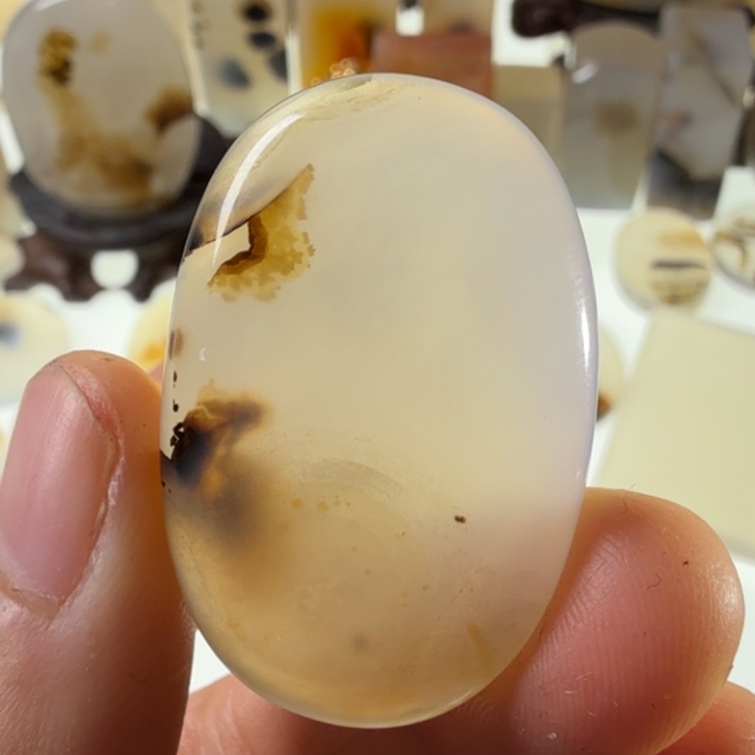 玛瑙/玉髓未镶嵌珠宝半成品