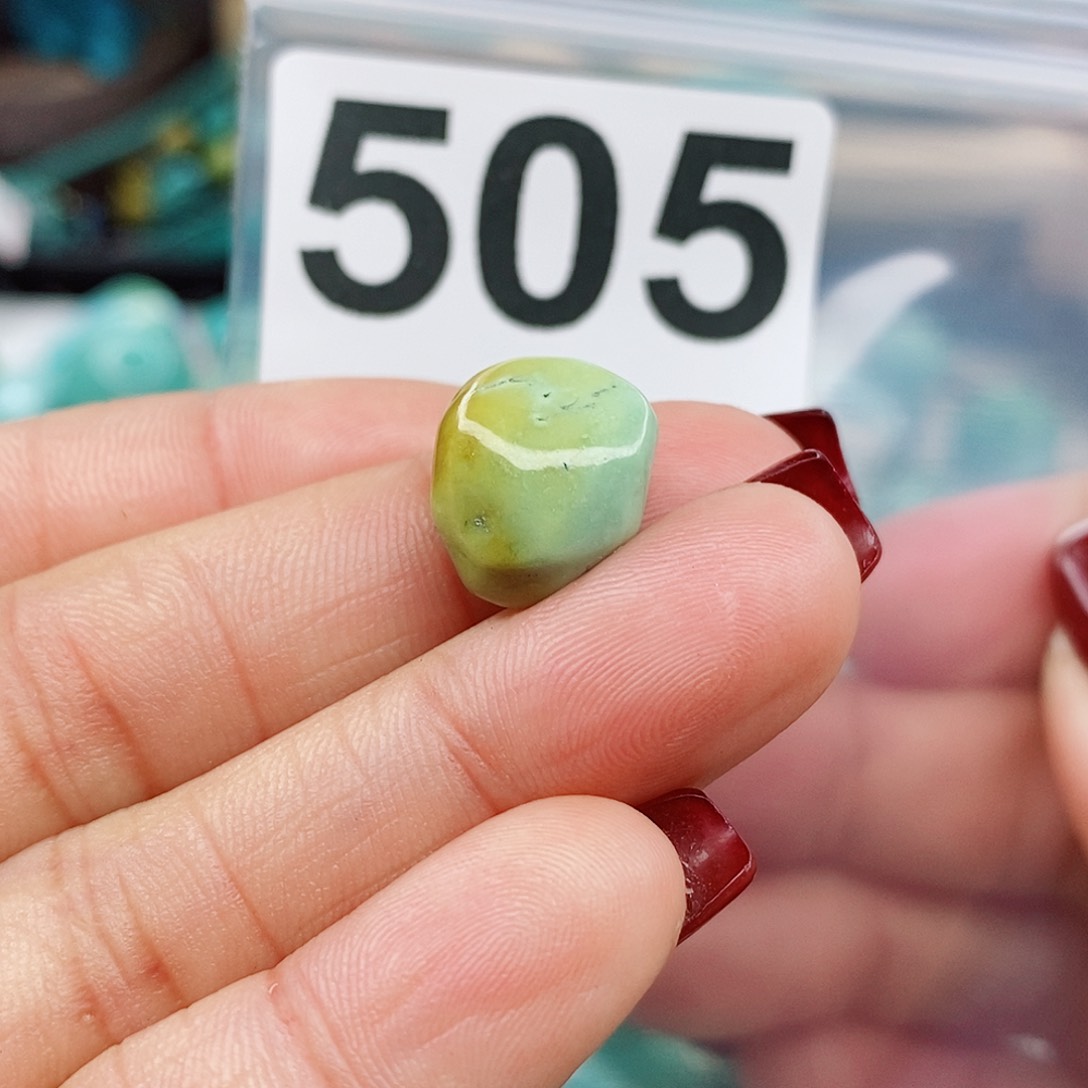 南红玛瑙颈饰未镶嵌