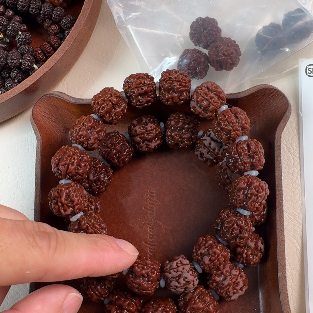 金刚菩提手串狮王梅花16福利