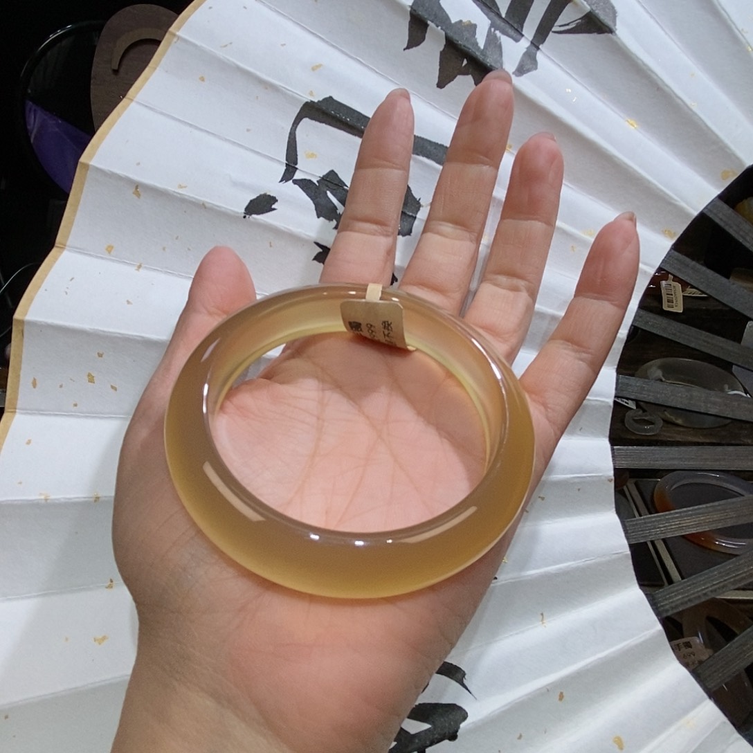 玛瑙/玉髓手镯未镶嵌湘****6