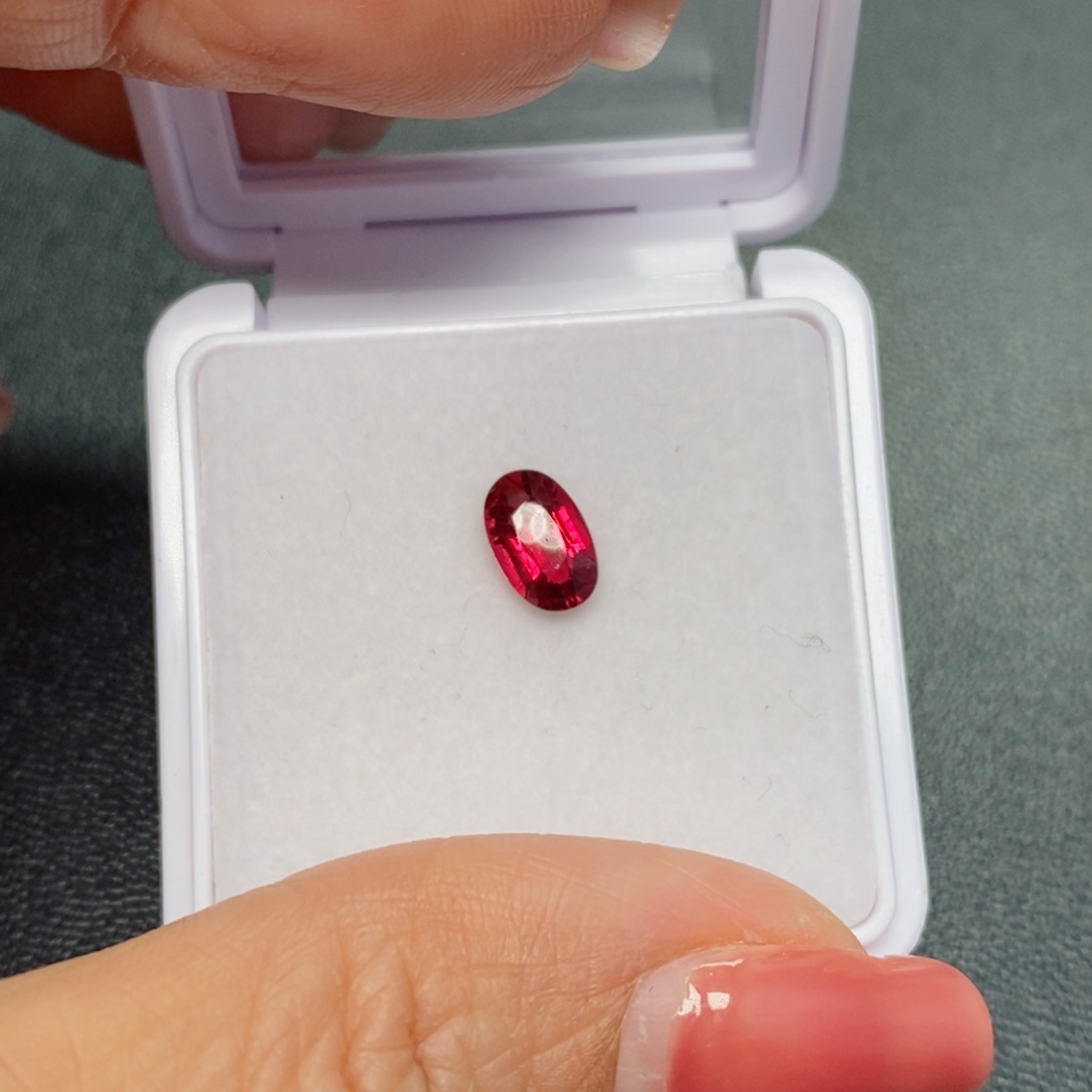 碧玺裸石未镶嵌91分卢比莱