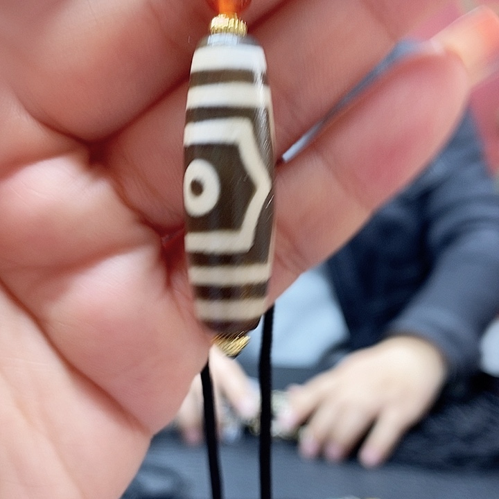 玛瑙/玉髓颈饰合金