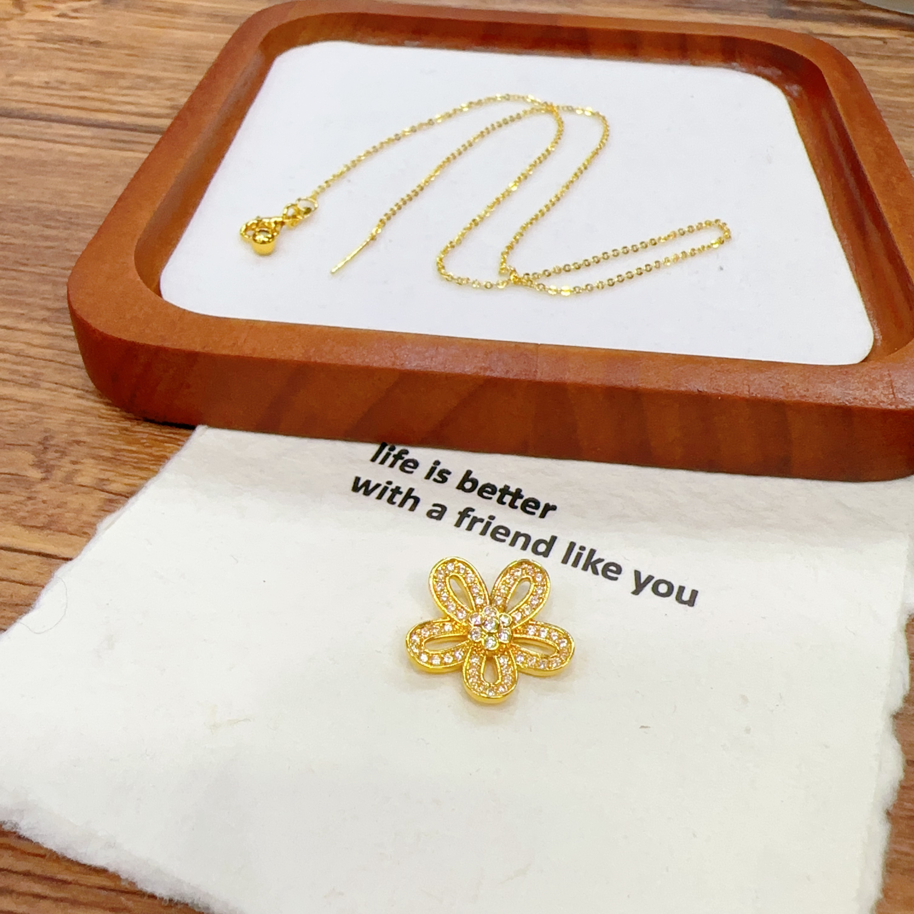 格桑花18k金镶石吊坠20mm