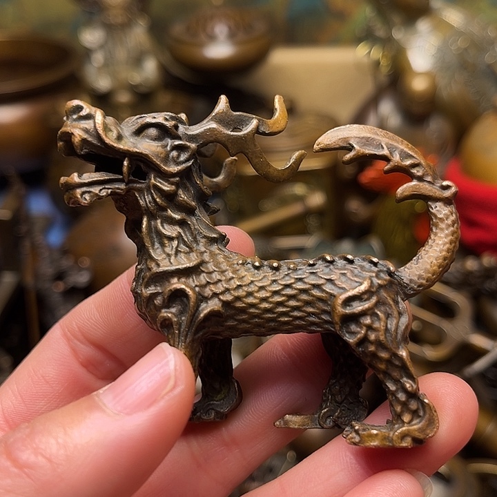 精美铜器批发档口