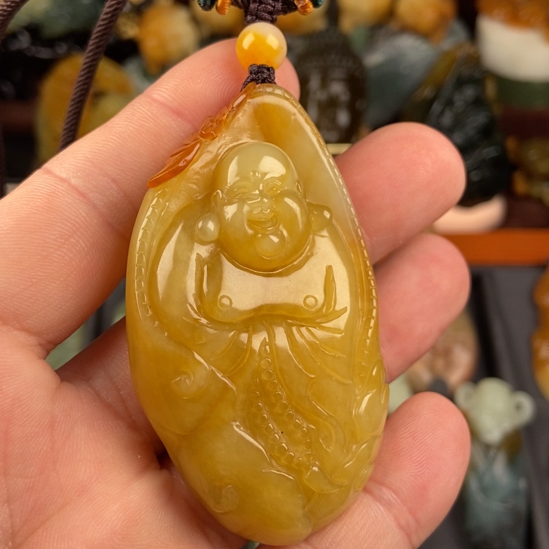 蛇纹石玉挂件未镶嵌