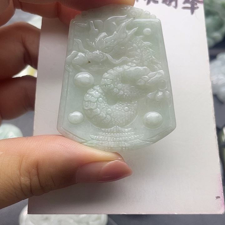 翡翠未镶嵌颈饰天然翡翠