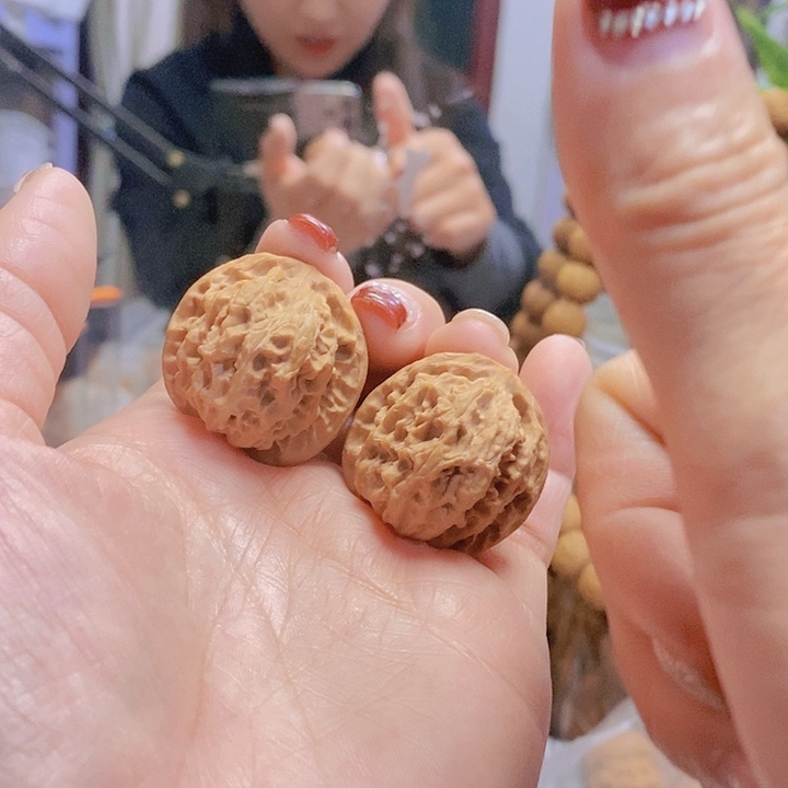 【闪购商品】文玩核桃把件30.5苹果迷你