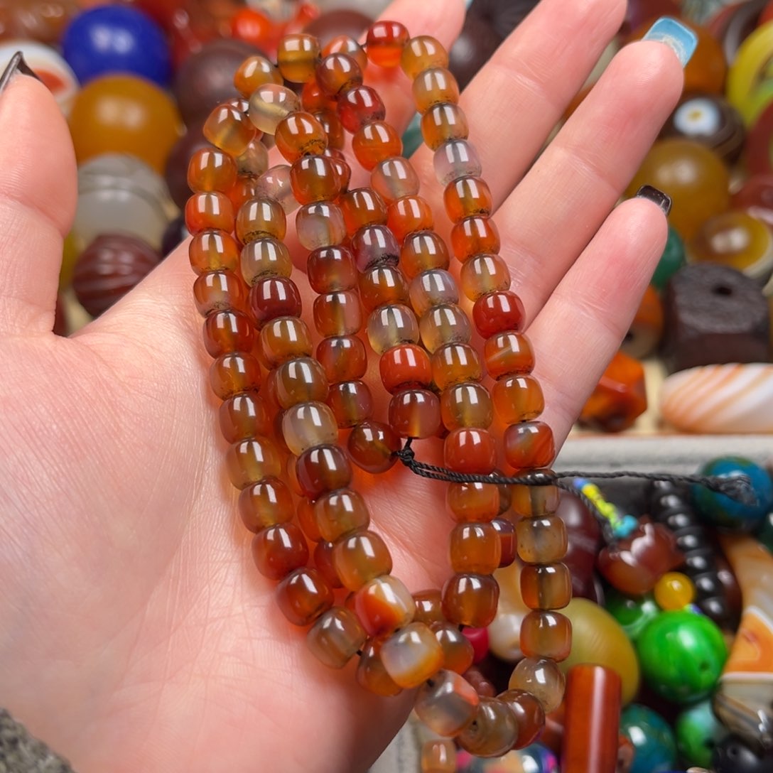 玛瑙/玉髓颈饰未镶嵌