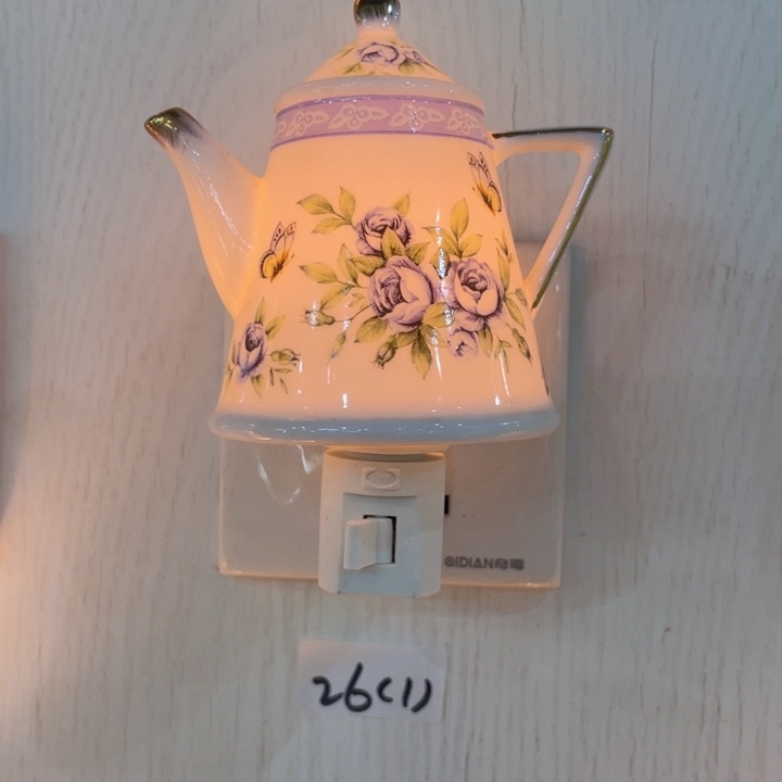 慢***慢好好看的陶瓷小夜灯一个