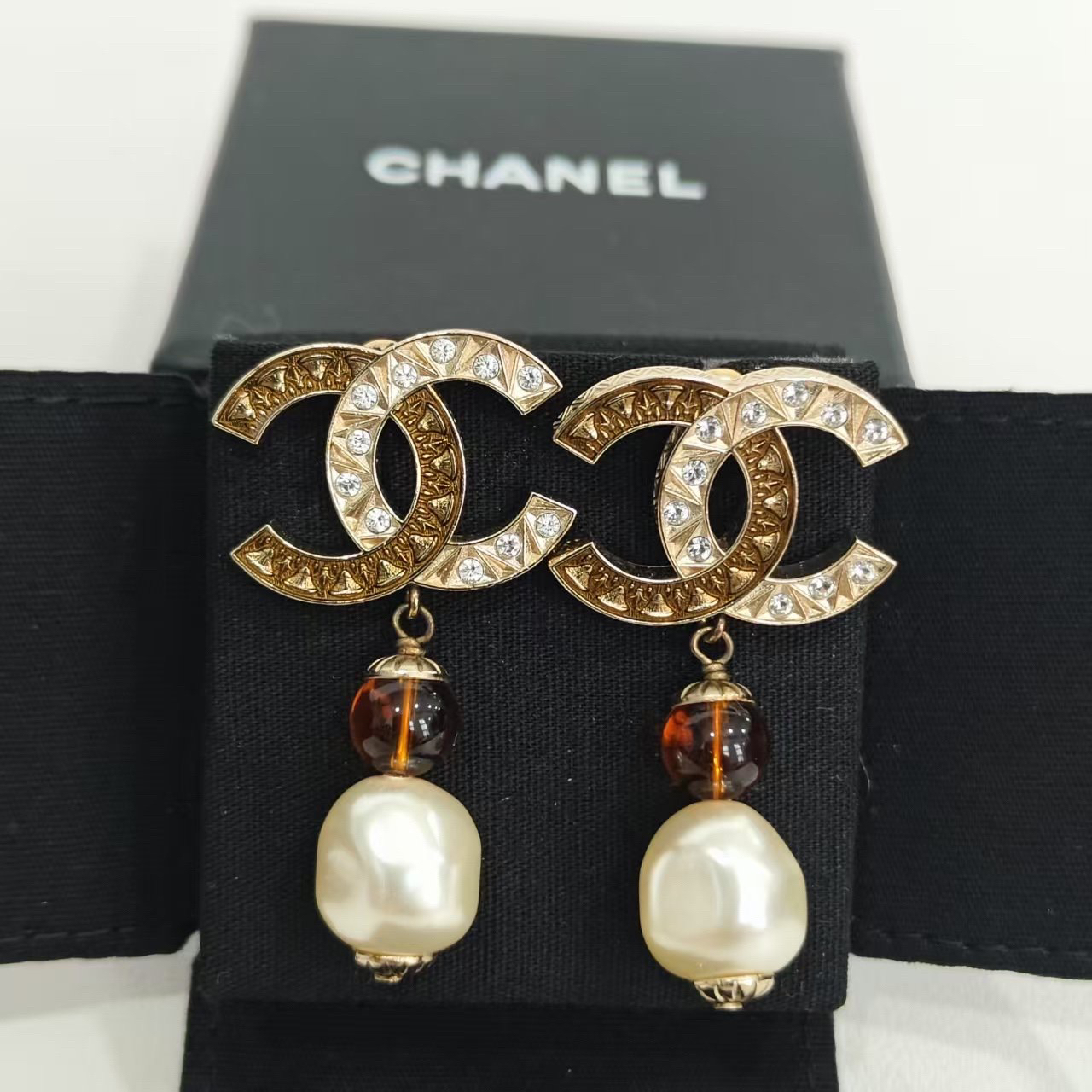 95新 Chanel/香奈儿 捐金沉珠/双C珍珠耳环