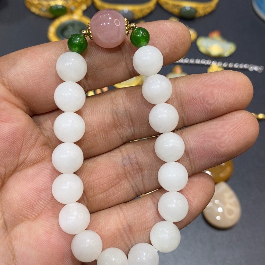 和田玉手串未镶嵌