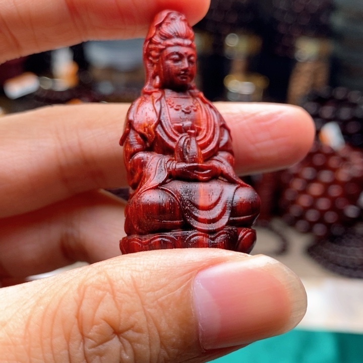 檀香紫檀（小叶紫檀）把件观音