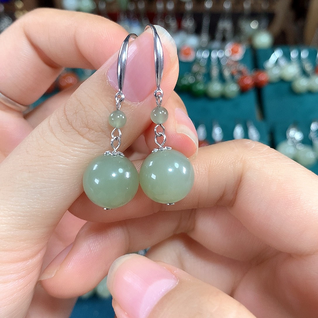 和田玉银S925镶嵌耳饰天然卡12mm左右晴水