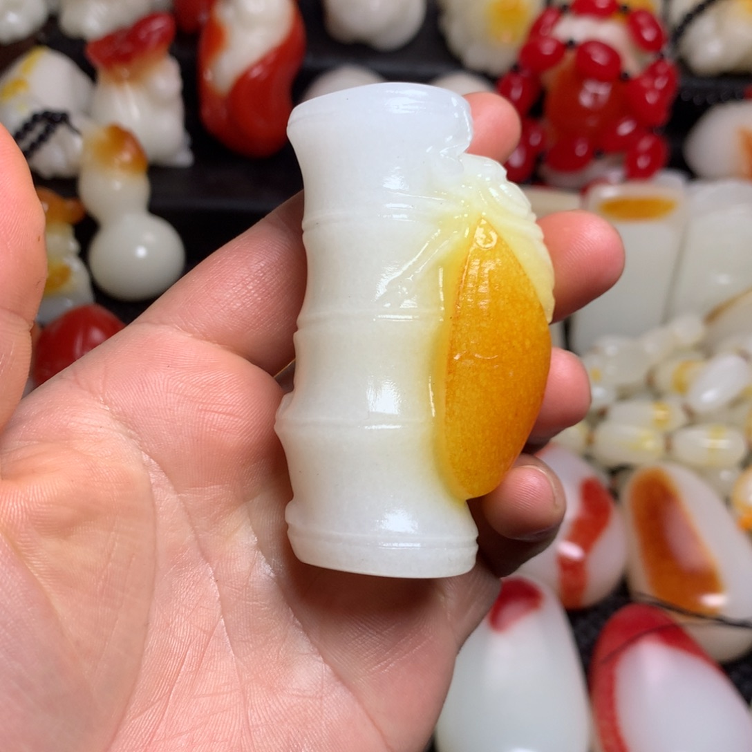 新疆戈壁石五彩石