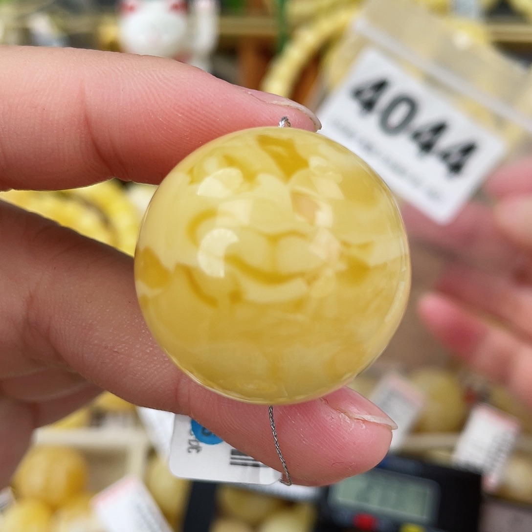 蜜蜡未镶嵌珠宝奇石27.8