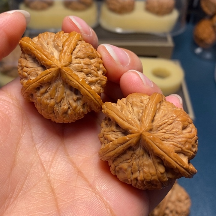 【闪购商品】文玩核桃把件穿云箭