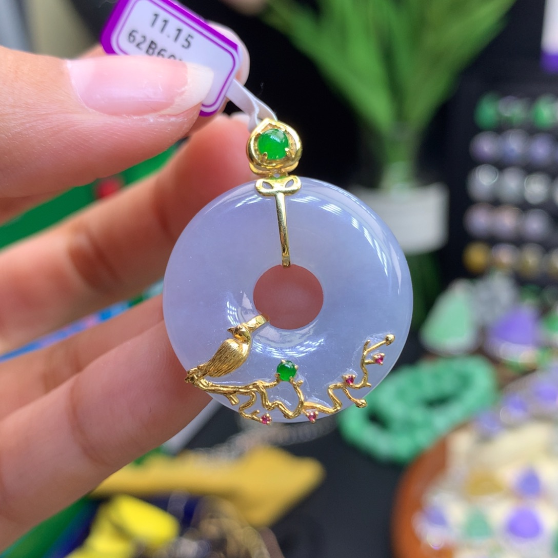 【闪购商品】翡翠颈饰18K金镶嵌翡翠