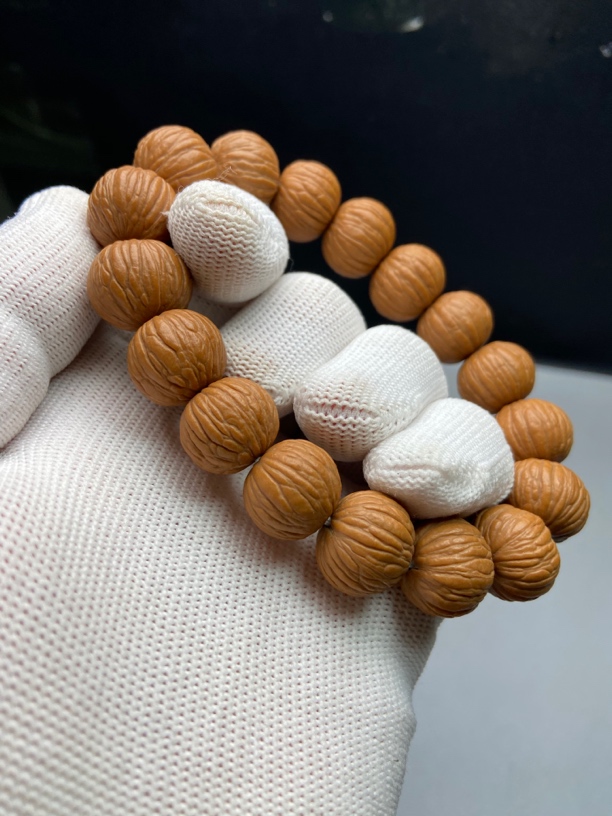 猴头核桃、原桩土豪