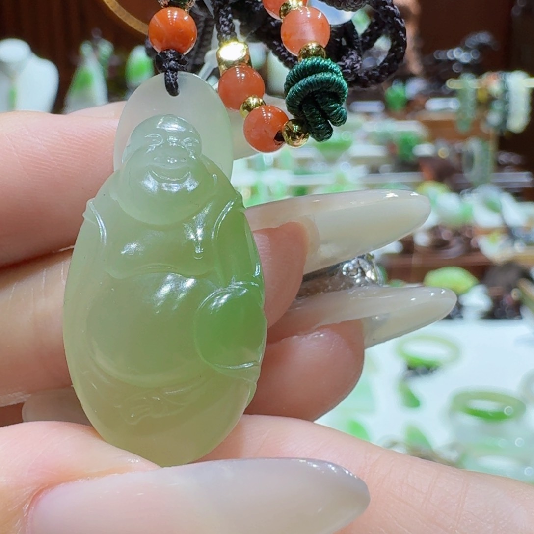 和田玉（翠青玉）未镶嵌挂件翠青冰底佛