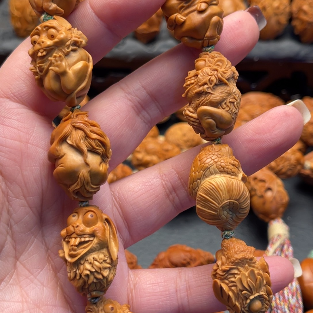 李***国橄榄核手串/手链疯癫