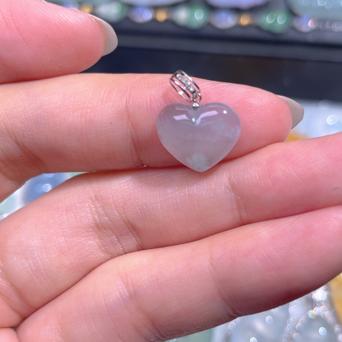 颈饰18K金镶嵌翡翠翡翠