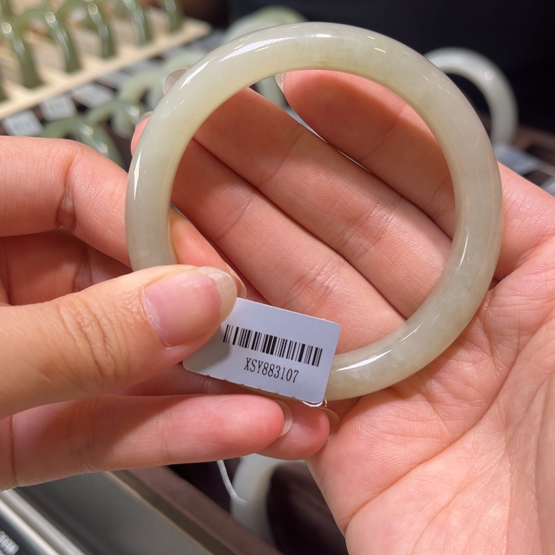 和田玉手镯未镶嵌57.1