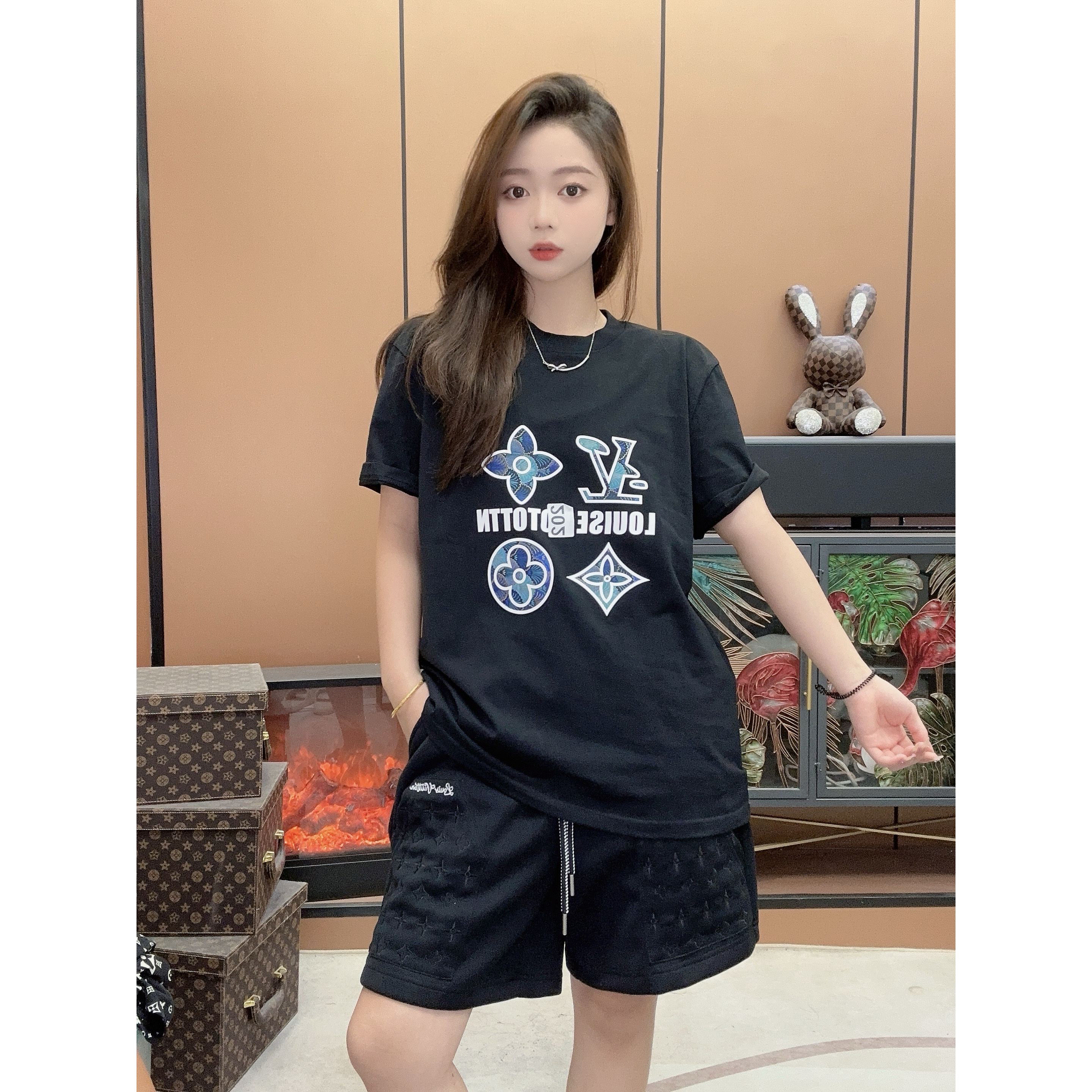 【云翎织光】2025夏季新款重工贴布烧花皮牌工艺潮牌男女同款短袖