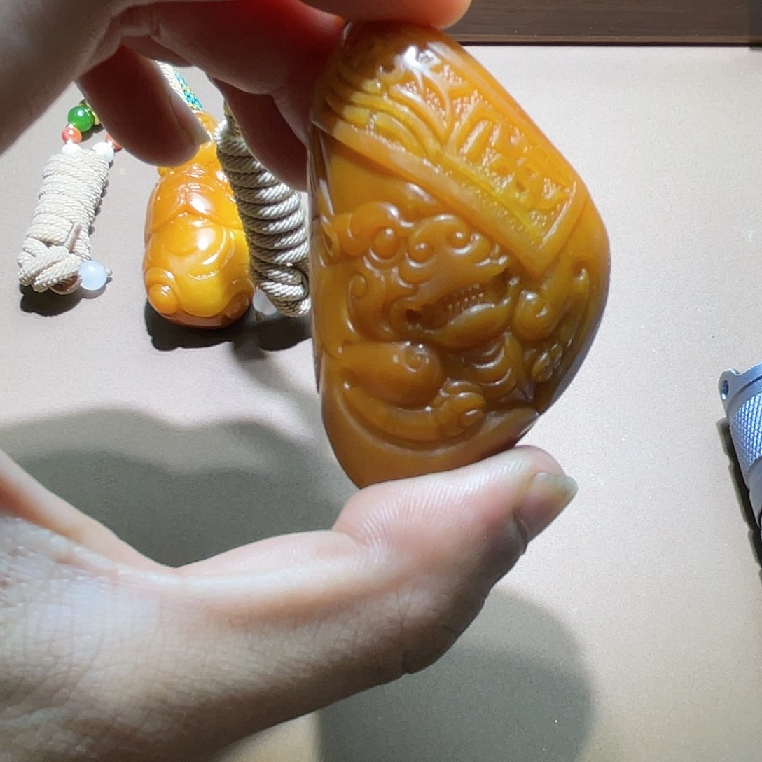 和田玉颈饰未镶嵌1