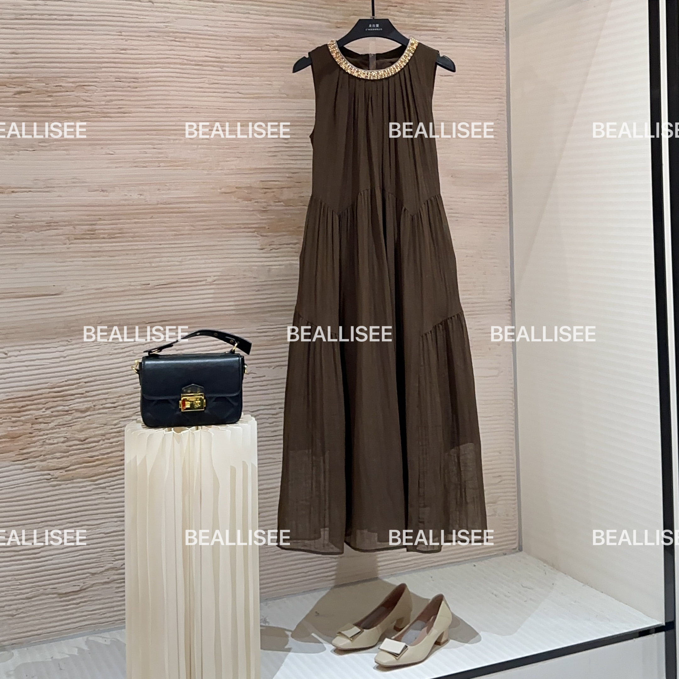 【宠粉价】秋季新款无袖显瘦国风时尚宽松连衣裙W-A1149