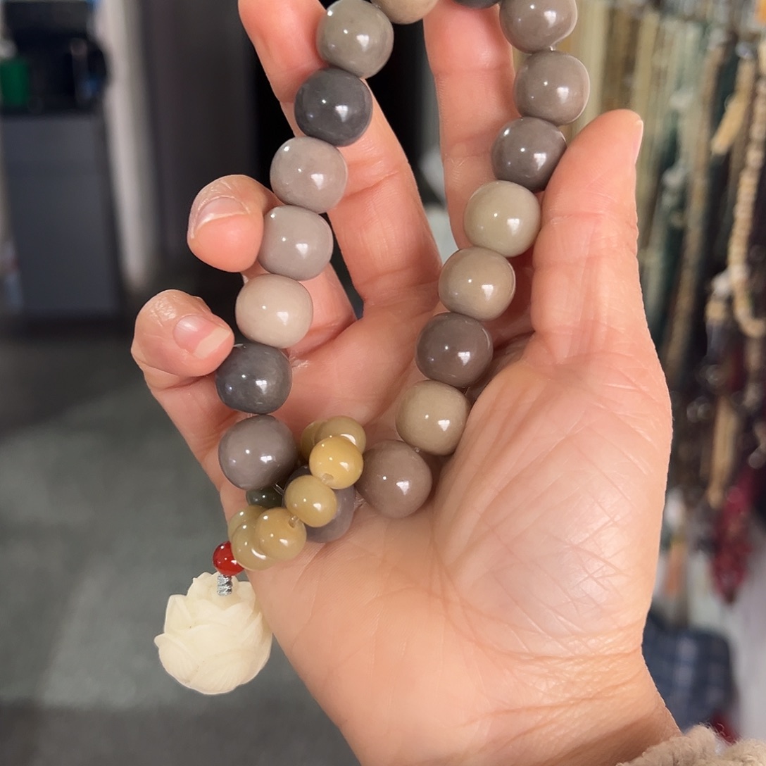 白玉菩提吊坠13×14